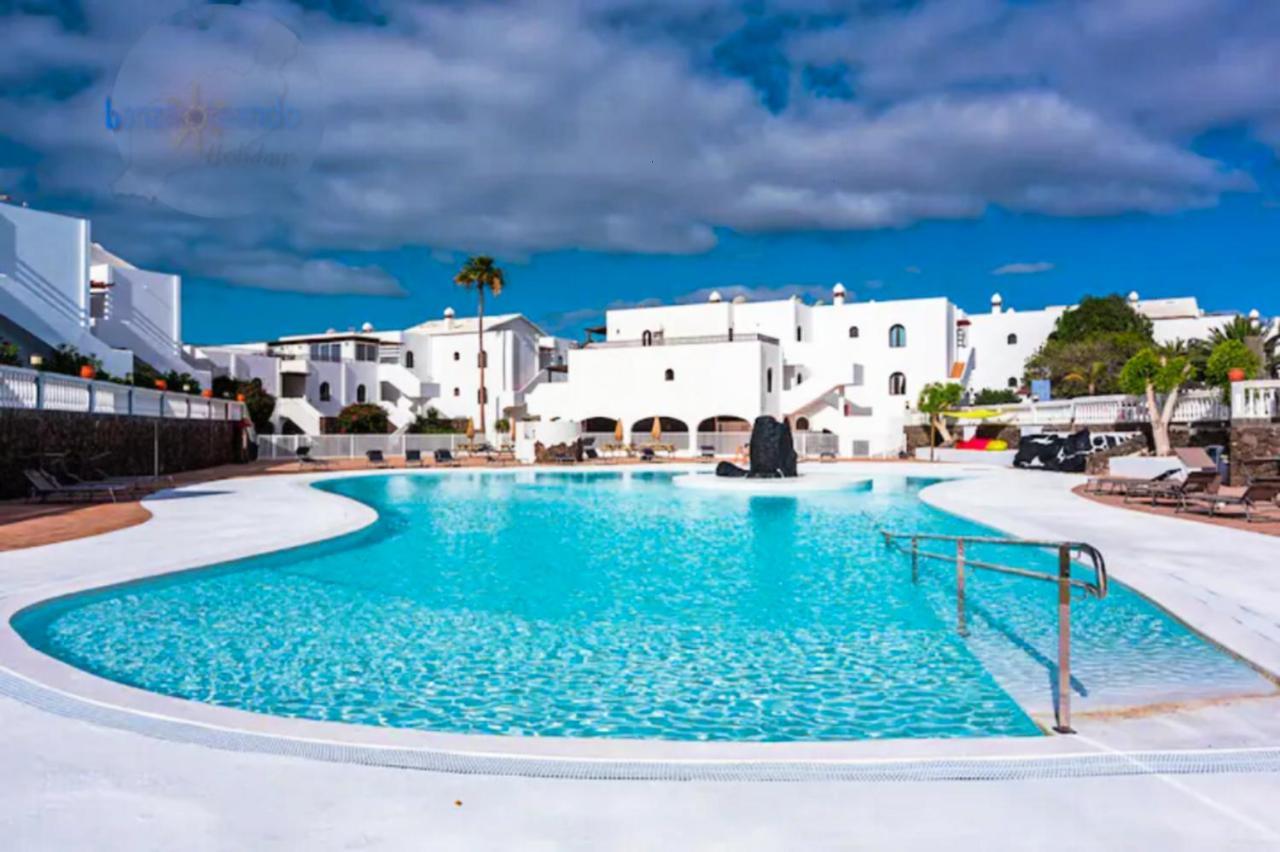 New Pools Wonderful Views Ac Apartman Costa Teguise Kültér fotó