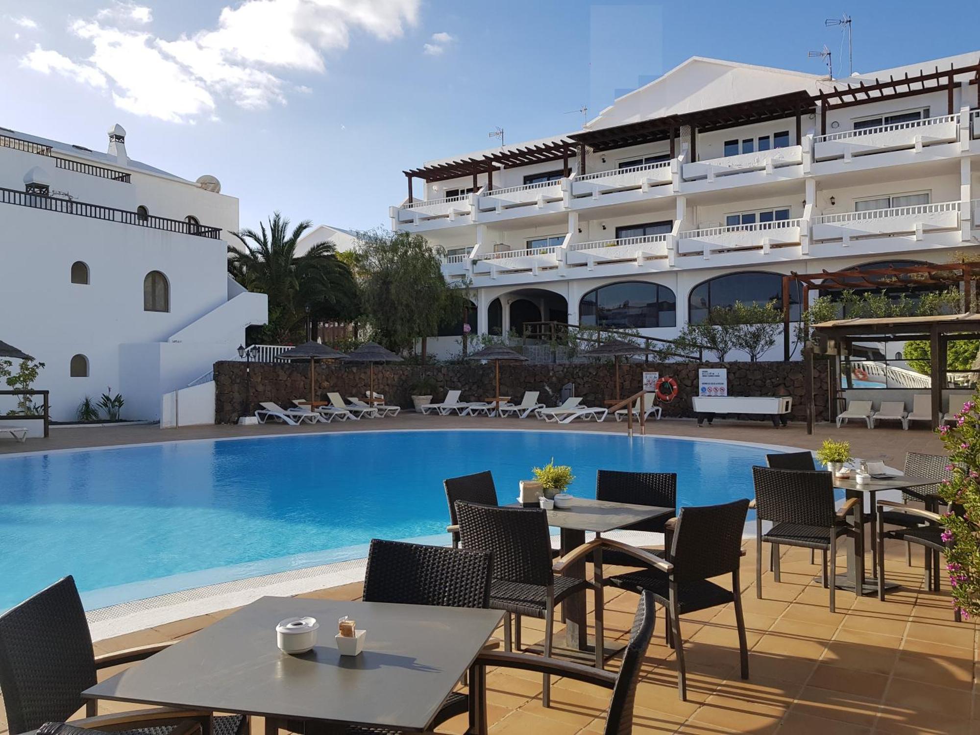 New Pools Wonderful Views Ac Apartman Costa Teguise Kültér fotó