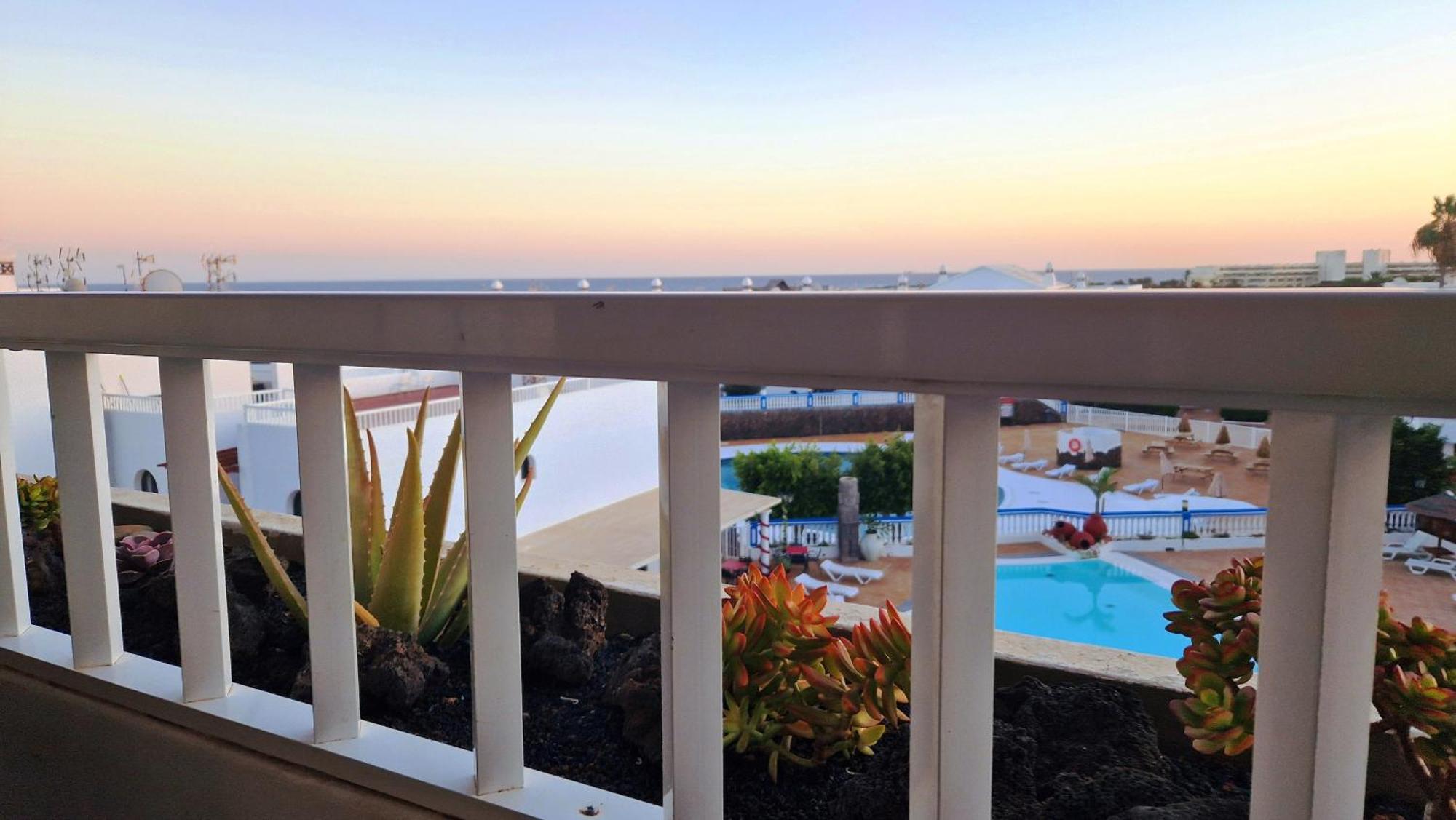 New Pools Wonderful Views Ac Apartman Costa Teguise Kültér fotó