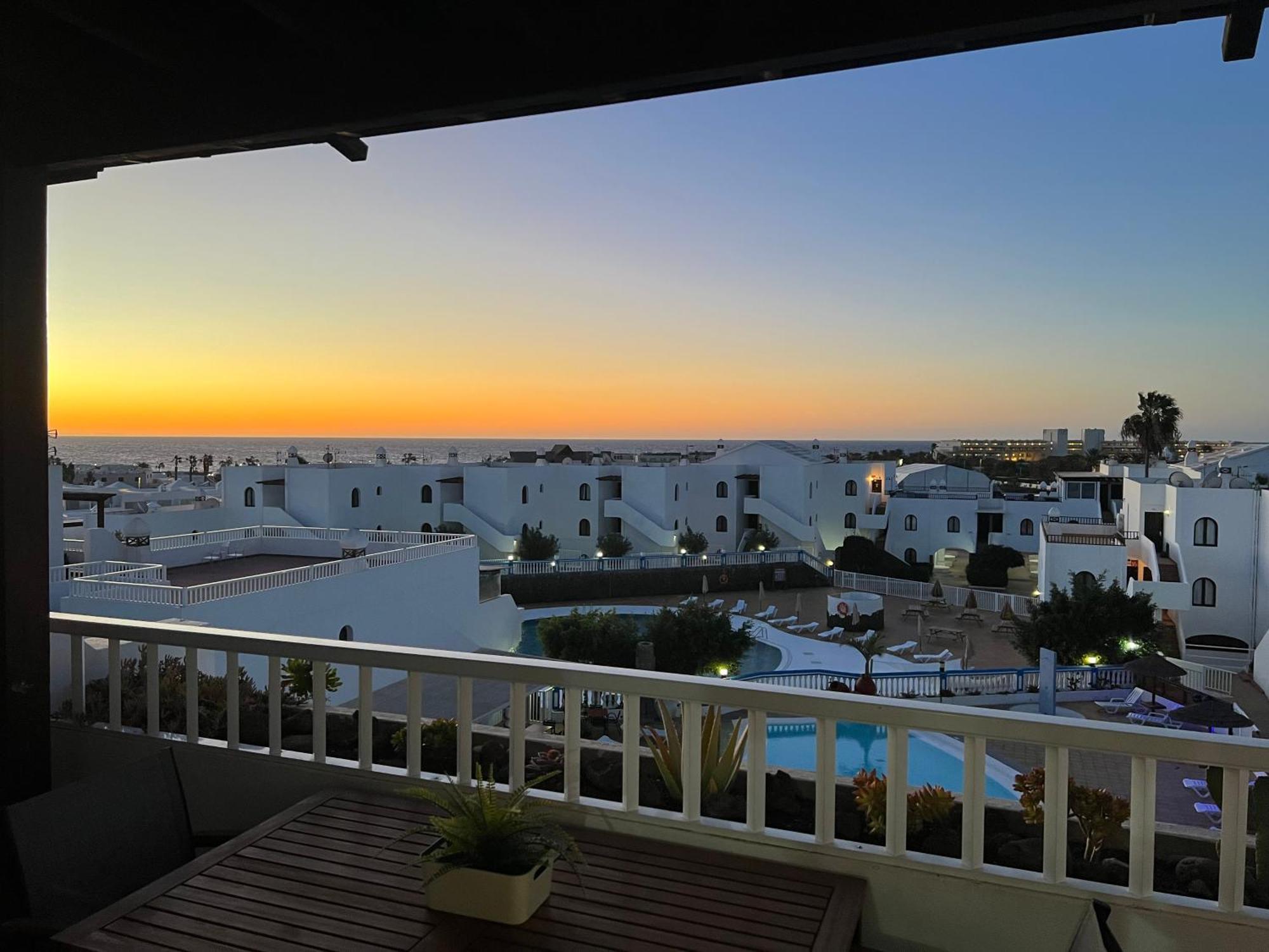 New Pools Wonderful Views Ac Apartman Costa Teguise Kültér fotó